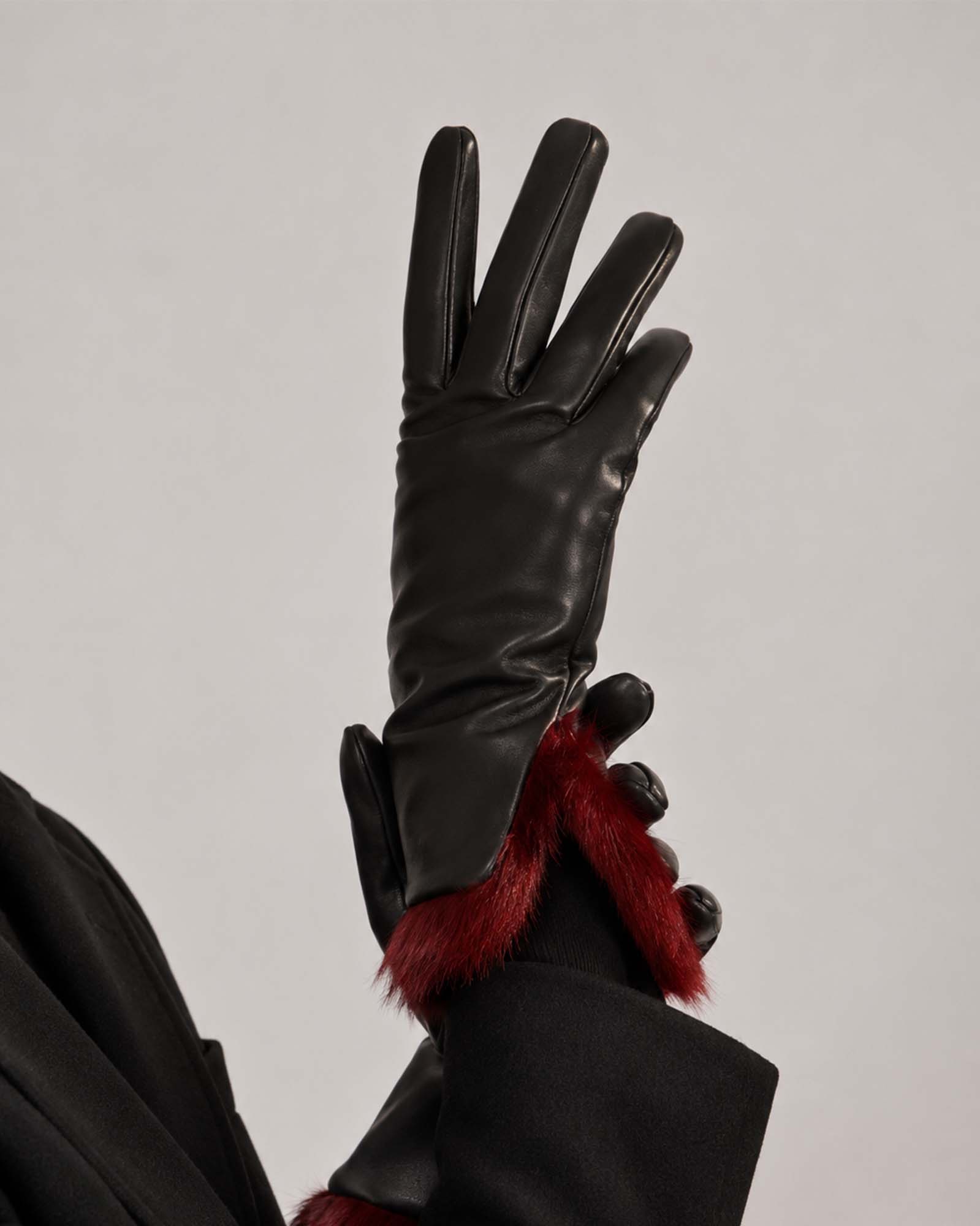 Guantes de piel para mujer forrados de pelo – Negro y rojo