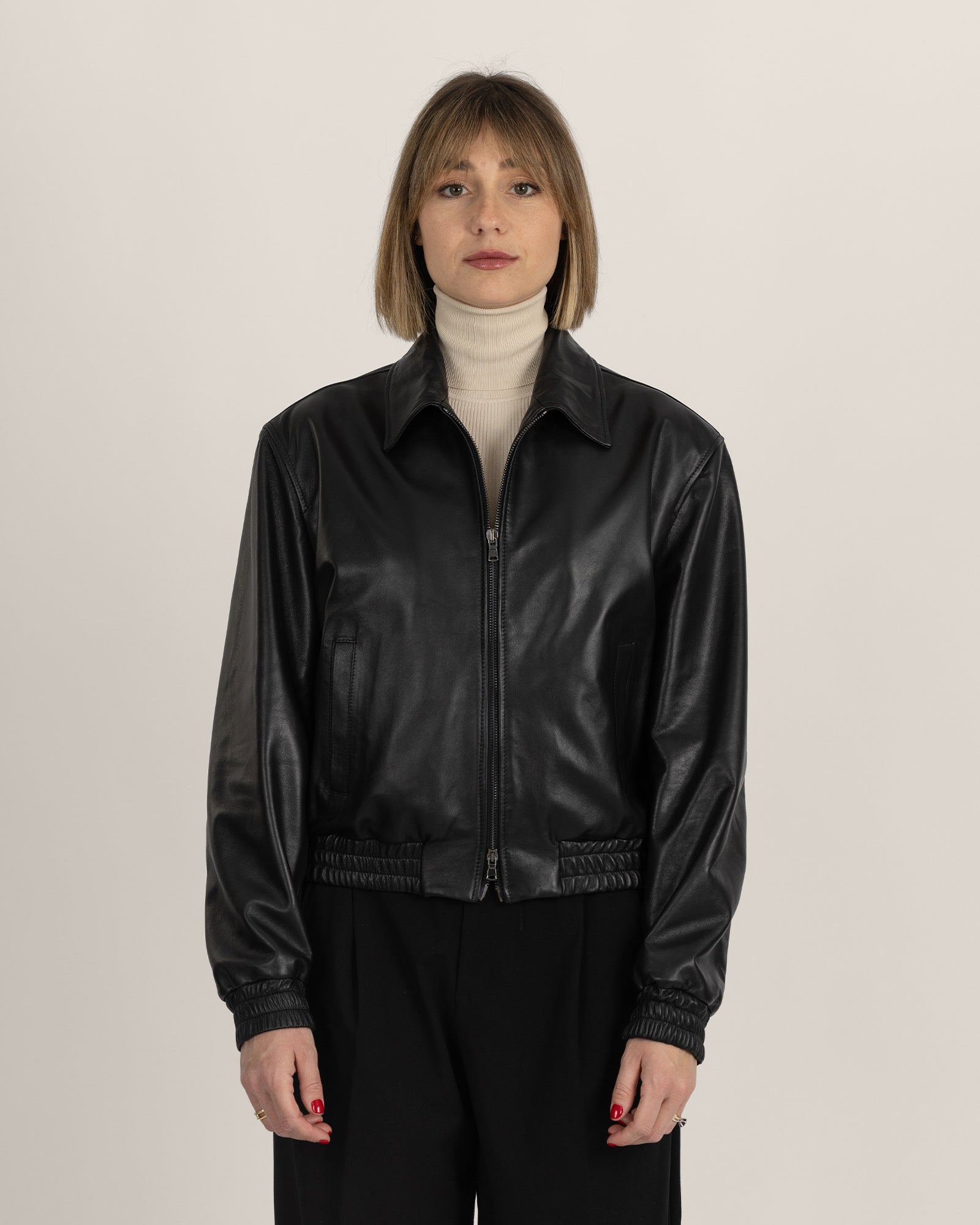 Erica ∙ Lederbomber
